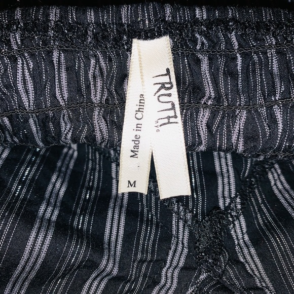 Ladies Halter Top - Picture 3 of 6